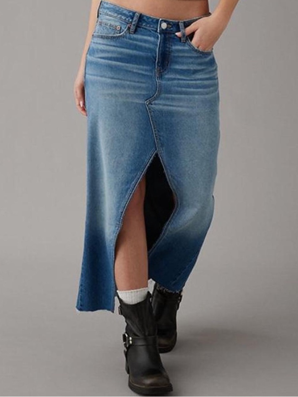 NWT American Eagle Low Rise Denim Maxi Skirt Front Slit Distressed Y2K Size 26